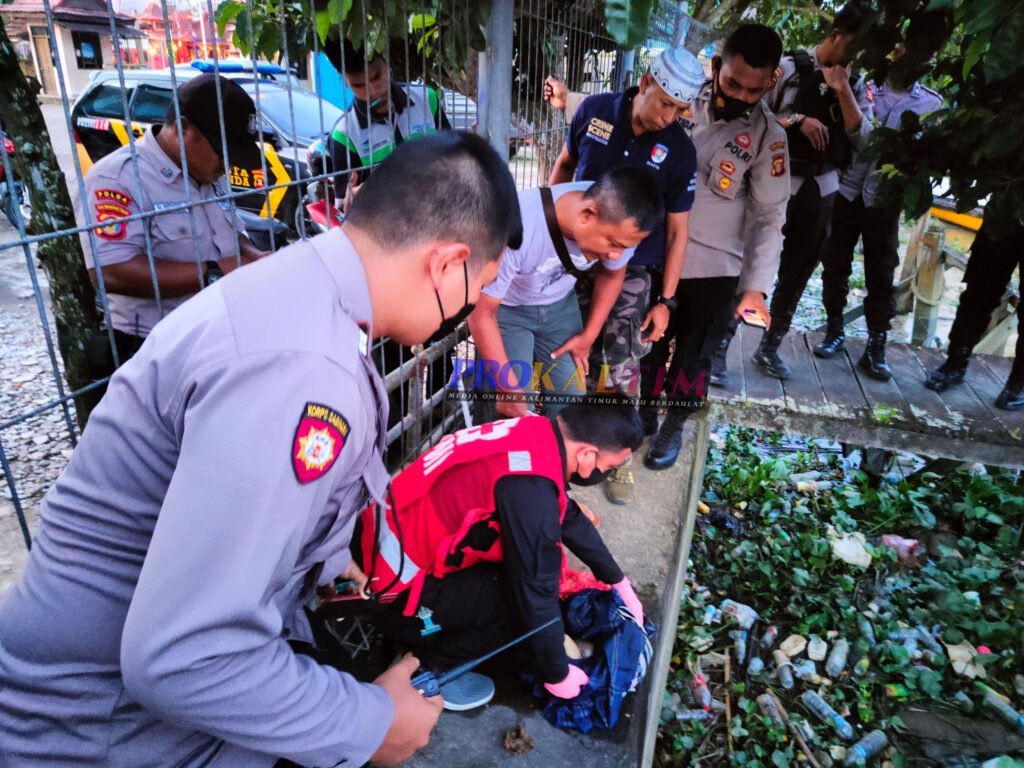 InShot 20220824 234128071 Jasad Bayi Laki-laki Ditemukan di Sungai, Diperkirakan Meninggal Lebih Tiga Hari PROKALTIM