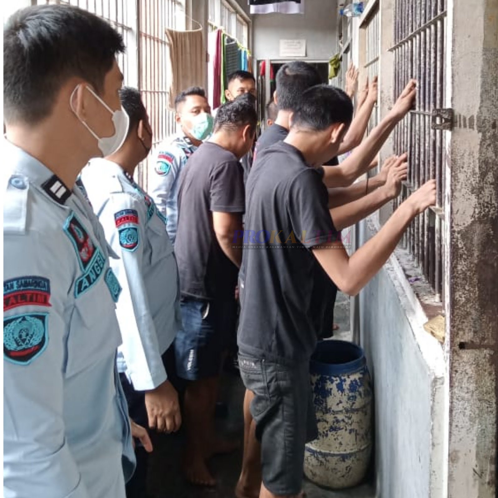 Sinergitas Rutan Samarinda Bersama Polresta Samarinda Gagalkan Peredaran Narkotika PROKALTIM 1 InShot 20220829 231524512 Sinergitas Rutan Samarinda Bersama Polresta Samarinda Gagalkan Peredaran Narkotika PROKALTIM