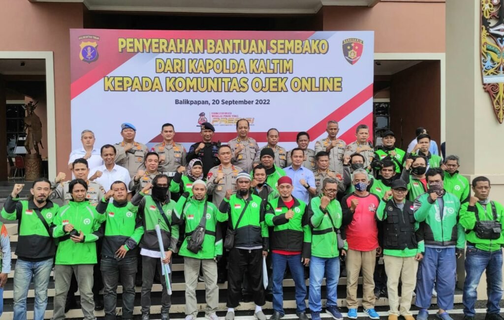 20220920 171633 1000 Ojol Balikpapan Peroleh Paket Sembako dari Polda Kaltim PROKALTIM