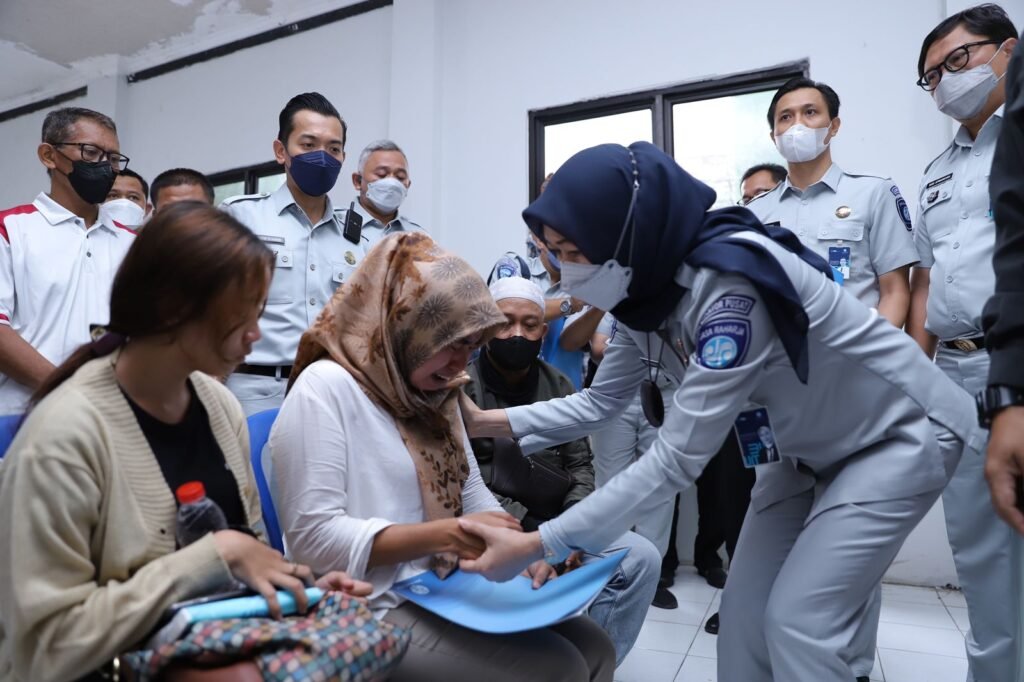 IMG 20220901 WA0029 Dewi Aryani Suzana: Seluruh Ahli Waris Korban Kecelakaan Truk Kontainer di Bekasi Telah Menerima Santunan dari Jasa Raharja PROKALTIM