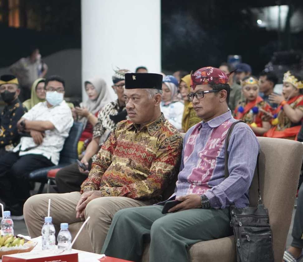 HUT Forum Komunikasi Keluarga Jawa Timur Ke-36, Budiono Berharap ...