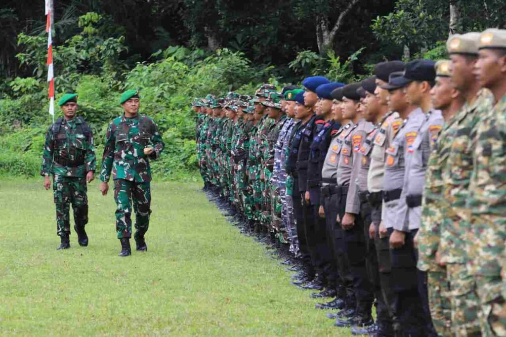 044e5605 d7d0 464e b3c7 6e3c299dec36 Tutup TMMD ke-115, Pangdam VI/Mlw Ajak Masyarakat untuk Terus Berdedikasi Membangun Negeri PROKALTIM