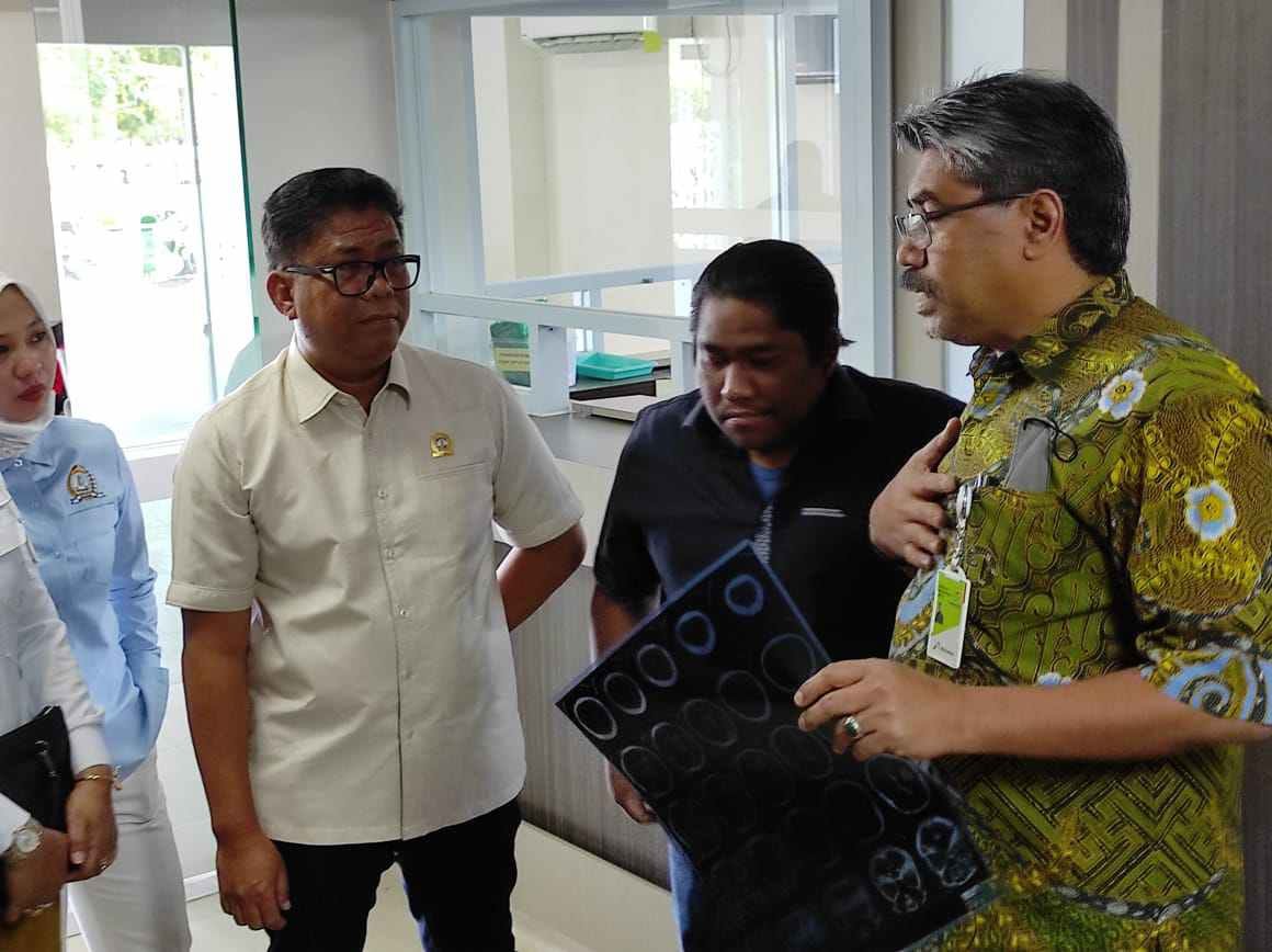 Komisi IV DPRD Balikpapan Gelar Sidak Dua Rumah Sakit, M Noor Kairuddin: Di RSPB Tidak Ada Istilah Bayar Dulu PROKALTIM 1 Komisi IV DPRD Balikpapan Gelar Sidak Dua Rumah Sakit, M Noor Kairuddin: Di RSPB Tidak Ada Istilah Bayar Dulu