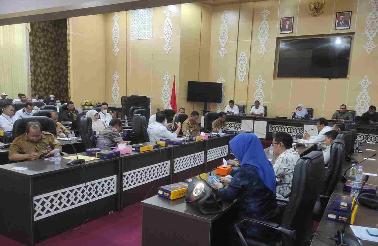 Proyek Pipa Gas Senipah-Balikpapan, Ketua DPRD Balikpapan: Amdal Tidak Sesuai UU Menteri ESDM, Pertamina Agendakan Ulang RDP PROKALTIM 1 Proyek Pipa Gas Senipah-Balikpapan, Ketua DPRD Balikpapan: Amdal Tidak Sesuai UU Menteri ESDM, Pertamina Agendakan Ulang RDP