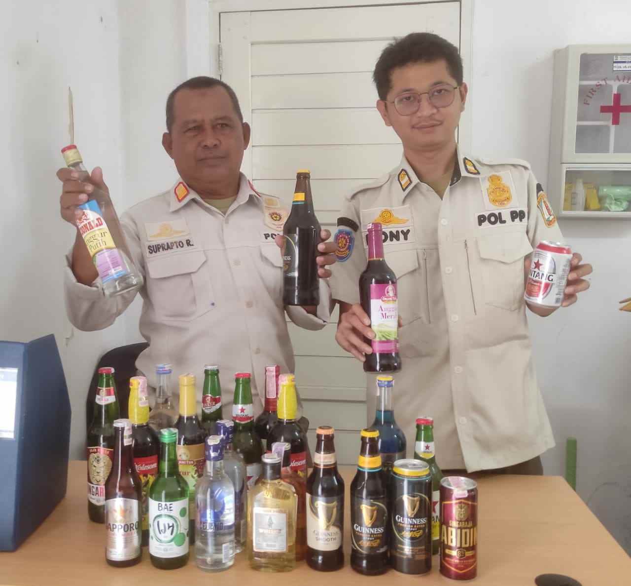 Ratusan Miras Akan Dimusnakan, Saat HUT Satpol PP ke-73 PROKALTIM 1 Ratusan Miras Akan Dimusnakan, Saat HUT Satpol PP ke-73