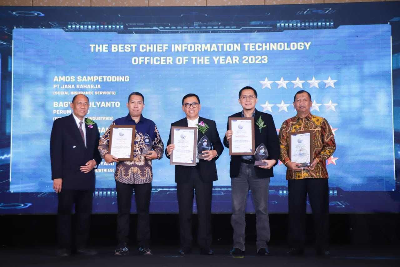 Sukses Kembangkan Inovasi Digital, Jasa Raharja Raih Tiga Penghargaan di Ajang Digitech Award 2023 PROKALTIM 1 Sukses Kembangkan Inovasi Digital, Jasa Raharja Raih Tiga Penghargaan di Ajang Digitech Award 2023
