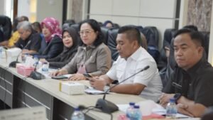 Rapat Paripurna DPRD Kota Balikpapan ke-4 masa sidang I tahun 2023, yang dihadiri anggota DPRD Kota Balikpapan, yang dilaksanakan di ruang rapat gabungan lantai 2 DPRD Kota Balikpapan