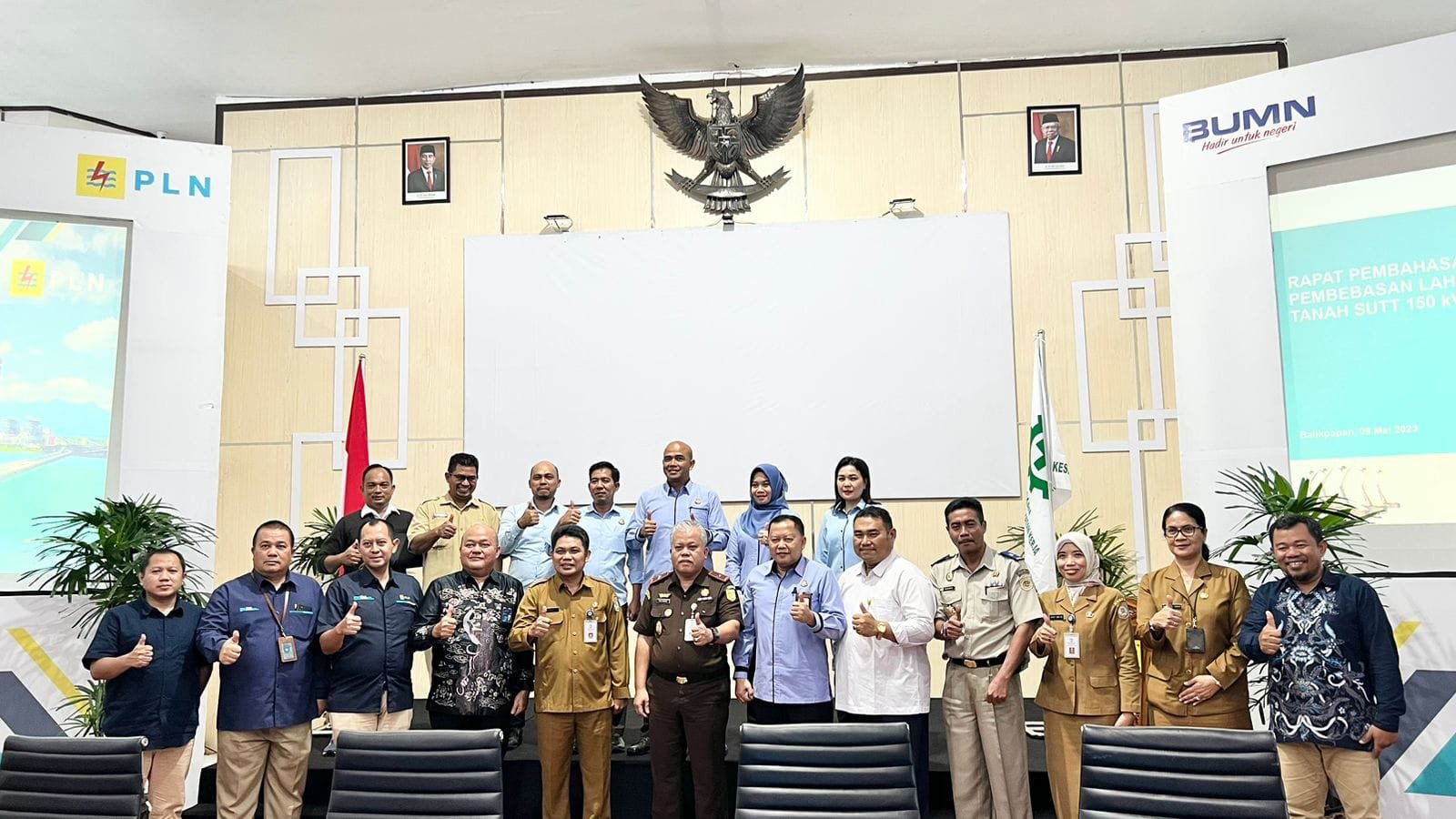 Pemkot Balikpapan terbitkan Penlok SUTT 150 kV Kariangau - GIS 4 IKN, PLN UIP KLT kebut Pembangunan Infrastruktur Ketenagalistrikan untuk IKN PROKALTIM 2 Pemkot Balikpapan terbitkan Penlok SUTT 150 kV Kariangau - GIS 4 IKN, PLN UIP KLT kebut Pembangunan Infrastruktur Ketenagalistrikan untuk IKN