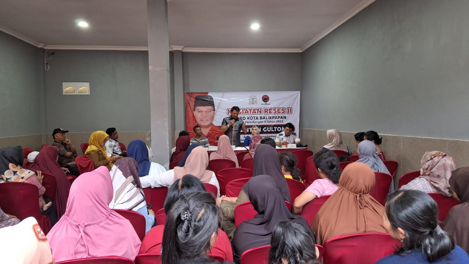 PJU Jadi Aspirasi Warga Saat Reses Pantun Gultom PROKALTIM 1 PJU Jadi Aspirasi Warga Saat Reses Pantun Gultom
