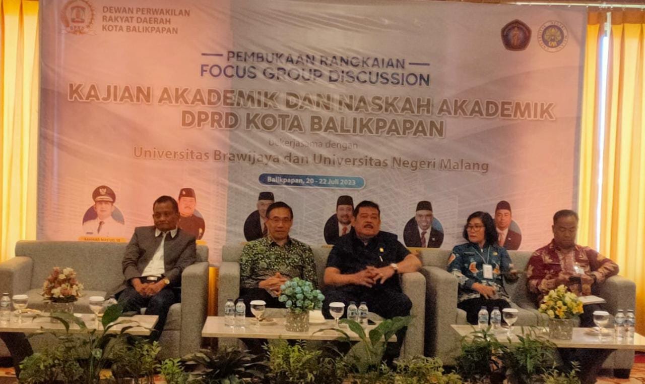 DPRD Balikpapan Gelar FGD, Kaji Naskah Akademik Perda, Serta Bekerjasama dengan Universitas Brawijaya dan UNM PROKALTIM 1 DPRD Balikpapan Gelar FGD, Kaji Naskah Akademik Perda, Serta Bekerjasama dengan Universitas Brawijaya dan UNM