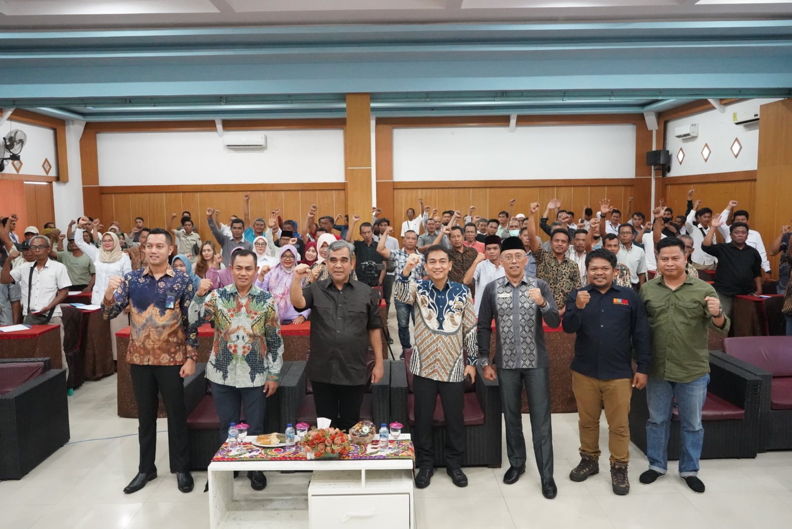 OMBUDSMAN RI : Pengembangan Kelistrikan Harus Menyentuh Seluruh Masyarakat PROKALTIM 1 OMBUDSMAN RI : PENGEMBANGAN KELISTRIKAN HARUS MENYENTUH SELURUH MASYARAKAT