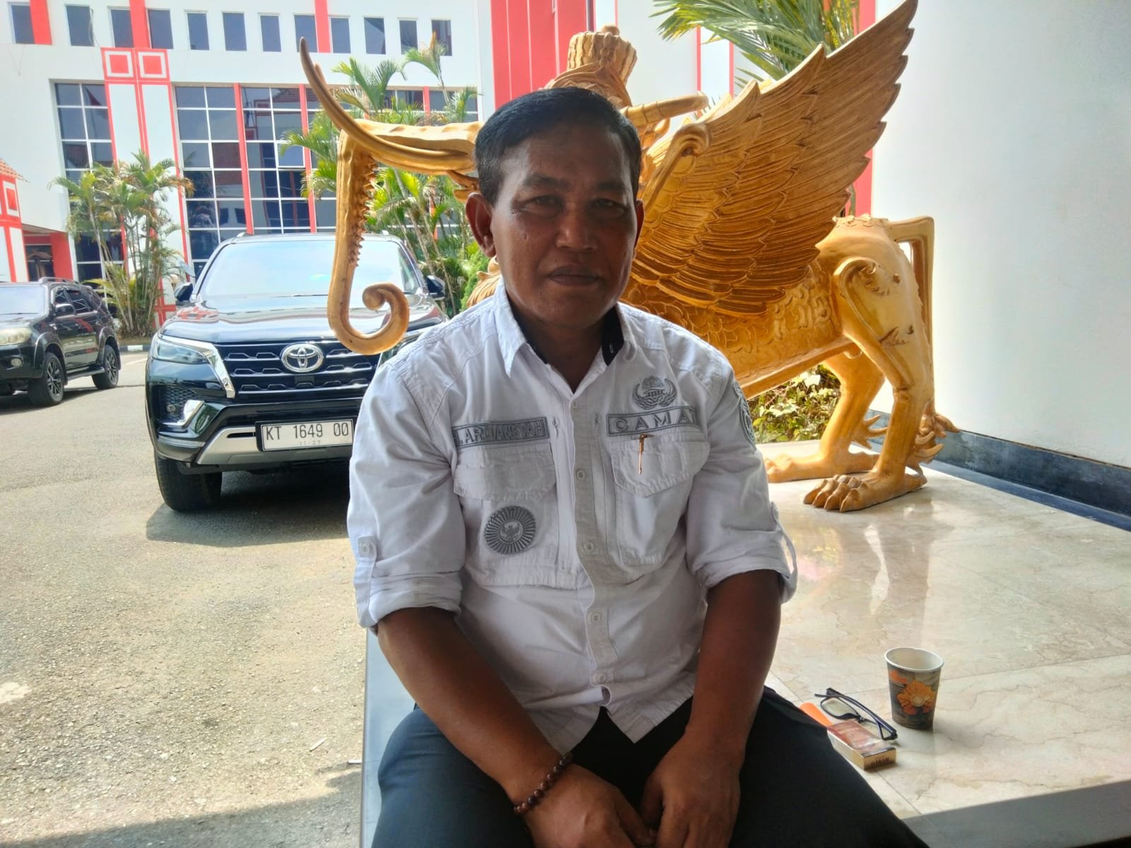 Camat Loa Kulu Desak Pemdes di Wilayahnya Segera Usulkan Penerangan Jalan Umum PROKALTIM 1 Camat Loa Kulu Ardiansyah (Foto:Ozn