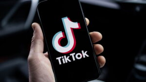 TikTok Shop bakal kembali beroperasi di Indonesia hari ini, Selasa (12/12/2023).