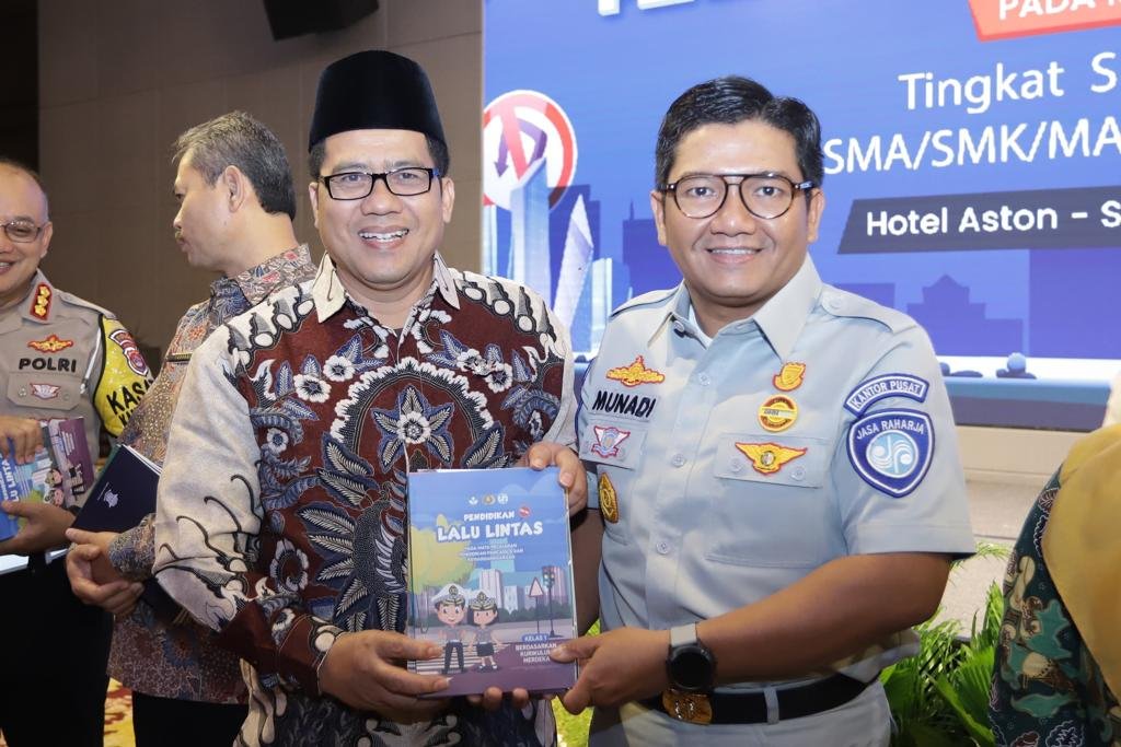 Jasa Raharja dan Korlantas Polri Gelar Diseminasi Model Integrasi Pendidikan Lalu Lintas untuk Para Pendidik di Wilayah Banten PROKALTIM 1 WhatsApp Image 2024 01 19 at 07.18.22 Jasa Raharja dan Korlantas Polri Gelar Diseminasi Model Integrasi Pendidikan Lalu Lintas untuk Para Pendidik di Wilayah Banten PROKALTIM