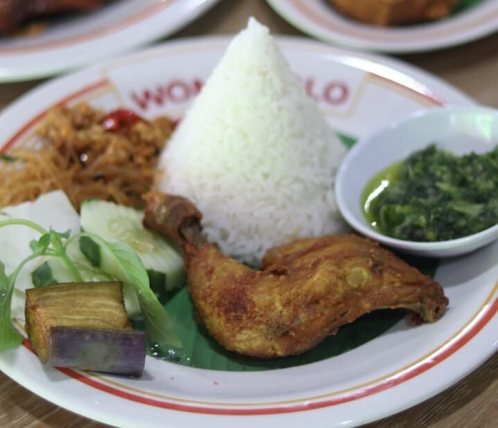 WhatsApp Image 2024 05 12 at 12.04.06 e1715586995315 Ayam Bakar Wong Solo Manggar, Harga Terjangkau PROKALTIM