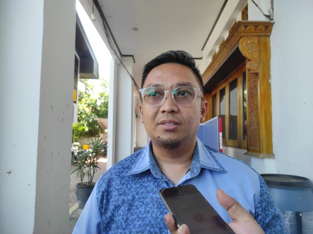 WhatsApp Image 2024 06 26 at 18.31.30 Pengalaman di Surabaya, Nurhadi: Peran Camat dan Lurah Dimaksimalkan Pantau Titik Banjir PROKALTIM