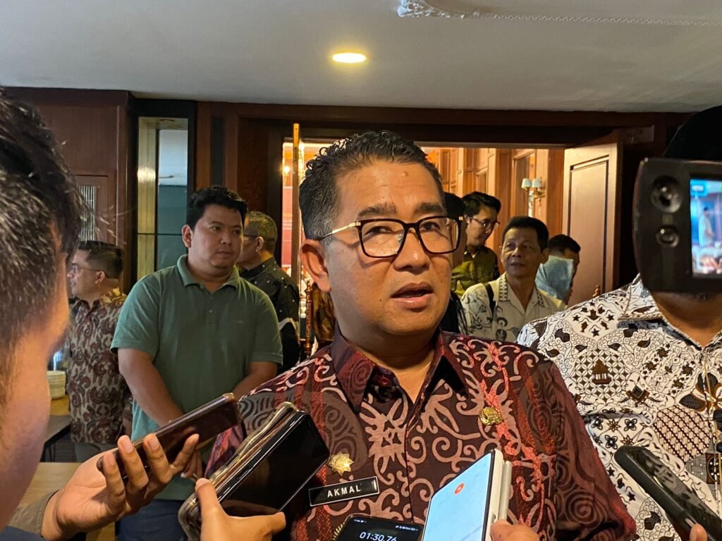 WhatsApp Image 2024 08 16 at 22.08.41 KPU Kaltim Gelar Rapat Pleno Terbuka, Rekapitulasi DPS di Hotel Grand Senyiur Balikpapan, Dibuka Pj Gubernur Kaltim Akmal Malik PROKALTIM