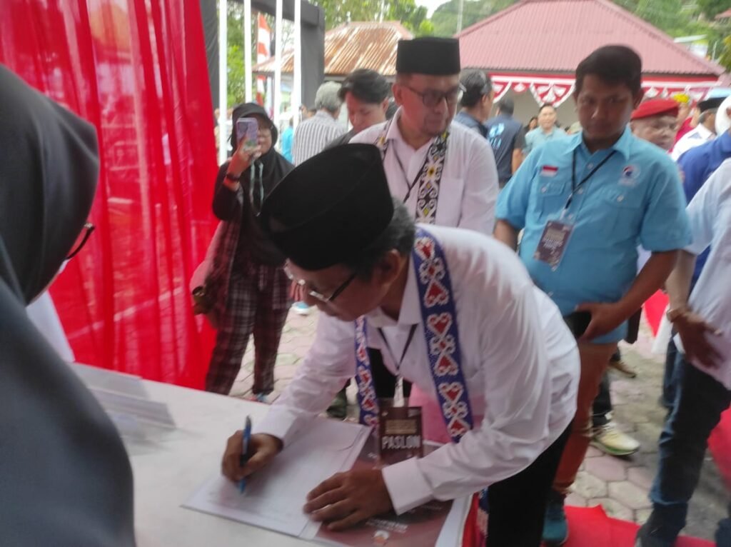 WhatsApp Image 2024 08 29 at 21.40.51 Sabani-Syukri Pendaftar yang ke Dua Pilkada Balikpapan, Syukri Wahid: Pilkada 2024 Tidak Ada Lagi Kotak Kosong PROKALTIM