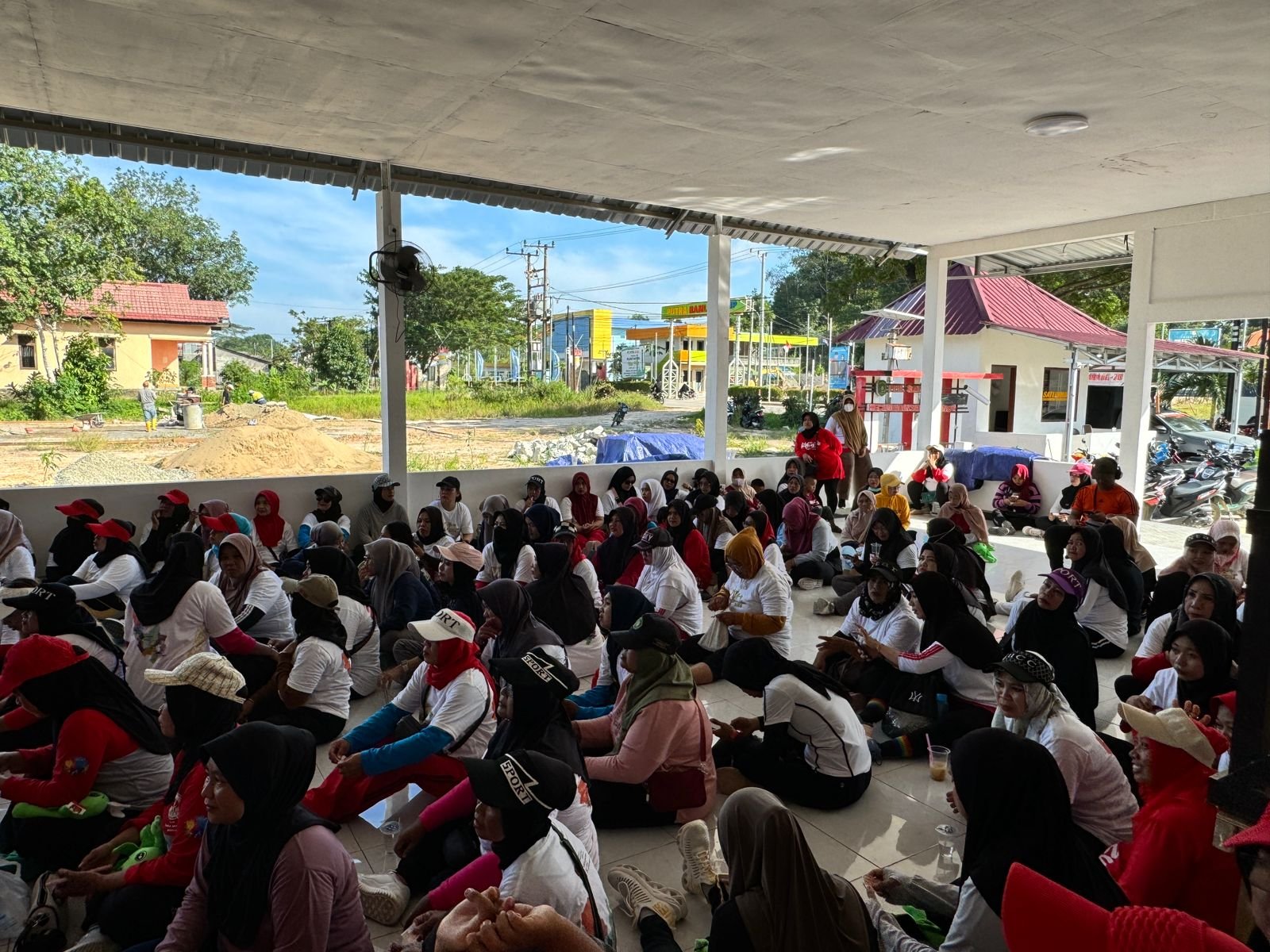 Polsek Sangasanga Hadiri Sosialisasi Pendidikan Pemilih dan Partisipasi Masyarakat Pilkada 2024 PROKALTIM 1 WhatsApp Image 2024 09 17 at 21.46.26 Polsek Sangasanga Hadiri Sosialisasi Pendidikan Pemilih dan Partisipasi Masyarakat Pilkada 2024 PROKALTIM