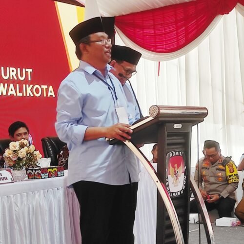 Nomor Urut Sudah Diundi, Ini Versi Tiga Paslon Pilkada Balikpapan PROKALTIM 4 WhatsApp Image 2024 09 23 at 22.51.08 Nomor Urut Sudah Diundi, Ini Versi Tiga Paslon Pilkada Balikpapan PROKALTIM