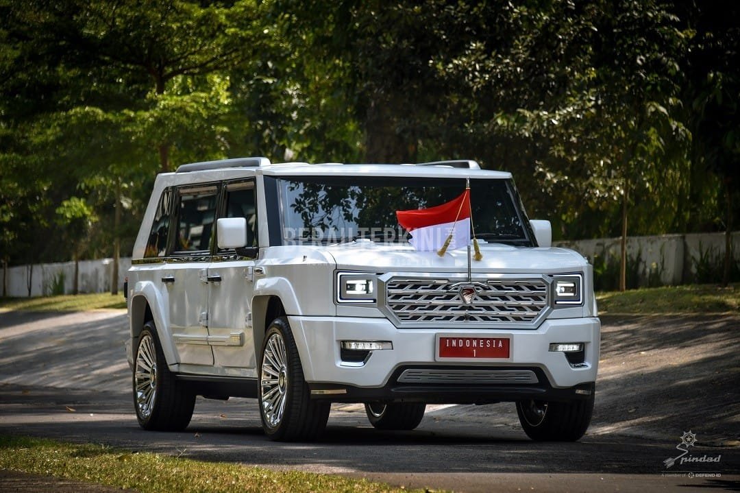 Spesifikasi dan Harga Maung Pindad, Kendaraan Dinas Baru Menteri Kabinet Merah Putih PROKALTIM 1 PT Pindad MV3 Garuda Limousine 1 resize1 Spesifikasi dan Harga Maung Pindad, Kendaraan Dinas Baru Menteri Kabinet Merah Putih PROKALTIM