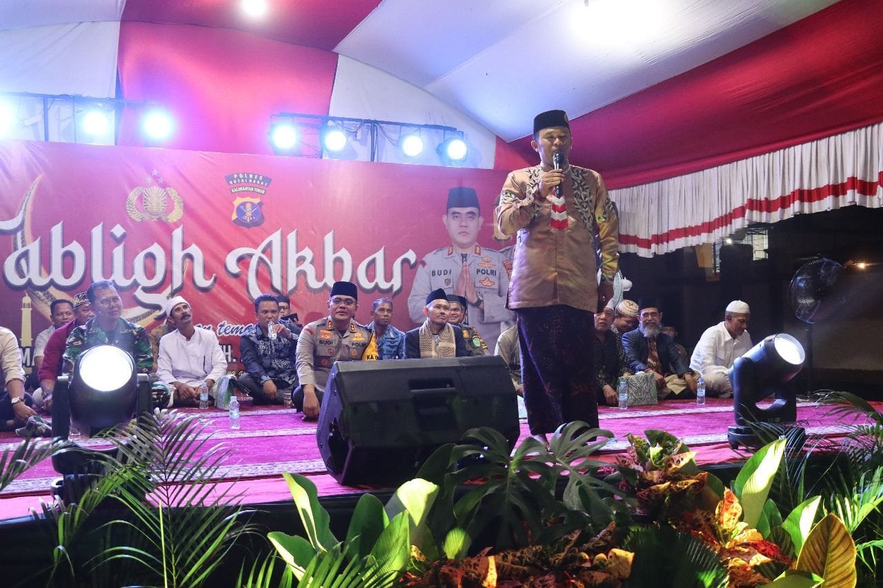 Memperkuat Kerukunan, Polres Kubar Gelar Tabligh Akbar dan Doa Lintas Agama Jelang Pilkada Serentak 2024 PROKALTIM 1 WhatsApp Image 2024 10 09 at 07.18.46 Memperkuat Kerukunan, Polres Kubar Gelar Tabligh Akbar dan Doa Lintas Agama Jelang Pilkada Serentak 2024 PROKALTIM
