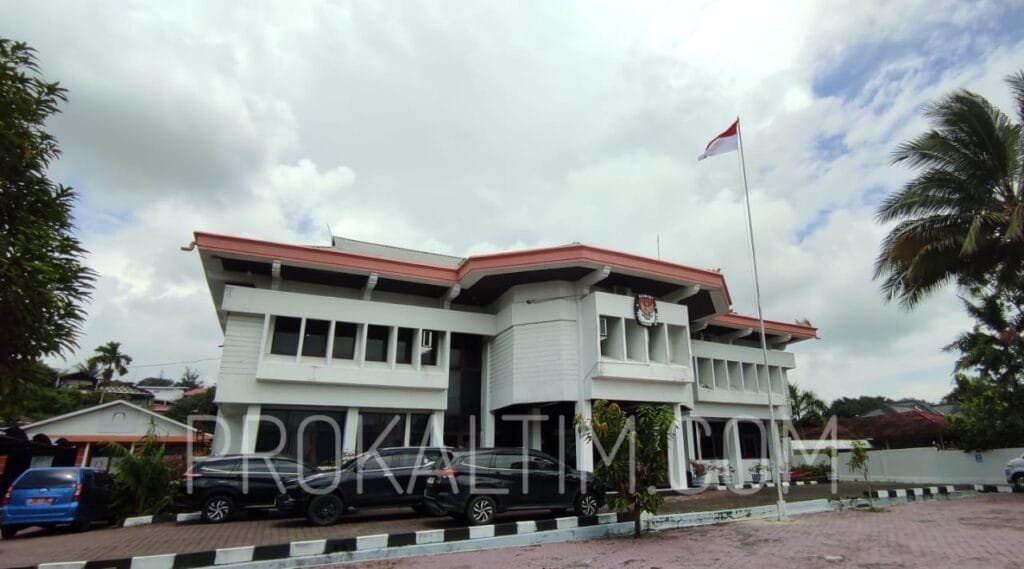 WhatsApp Image 2024 10 13 at 22.59.06 KPU Akan Jadwalkan 3 Kali Debat di Pilwali Balikpapan 2024 PROKALTIM