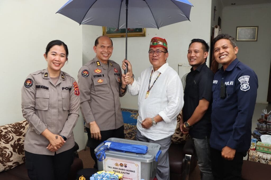 WhatsApp Image 2024 10 27 at 11.32.35 Sampaikan Pesan Pilkada Damai, Bid Humas Polda Kaltim Gelar Silaturahmi dengan Tokoh Masyarakat Kutai Timur PROKALTIM