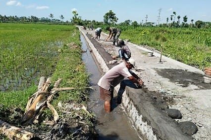 DPMD PPU Dorong Pembenahan Fasilitas dan Pelayanan Administrasi Desa Guna Capai Status Desa Mandiri PROKALTIM 1 Pembangunan infrastruktur Desa Mandiri. (Ist)