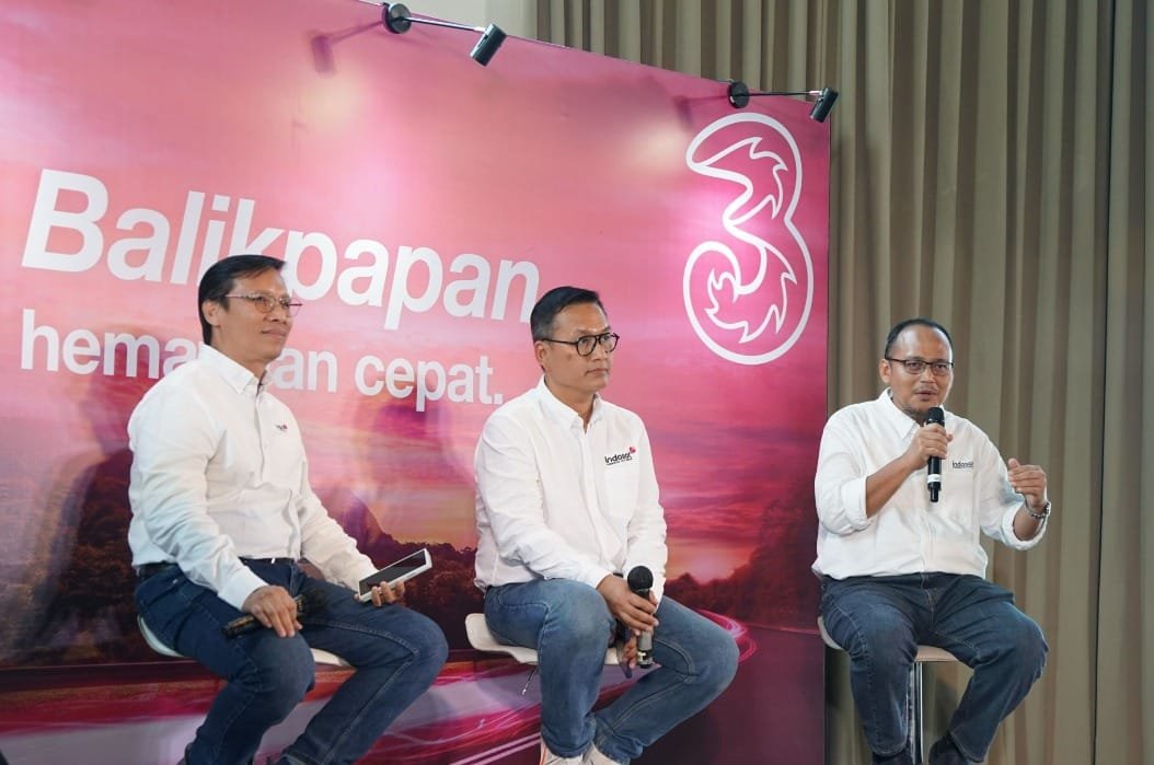 Tri Hadirkan Jaringan Lebih Cepat dan Luas di Balikpapan, Jangkau 100 Persen Masyarakat Hingga Area Pelosok PROKALTIM 1 WhatsApp Image 2024 11 18 at 17.13.32 Tri Hadirkan Jaringan Lebih Cepat dan Luas di Balikpapan, Jangkau 100 Persen Masyarakat Hingga Area Pelosok PROKALTIM