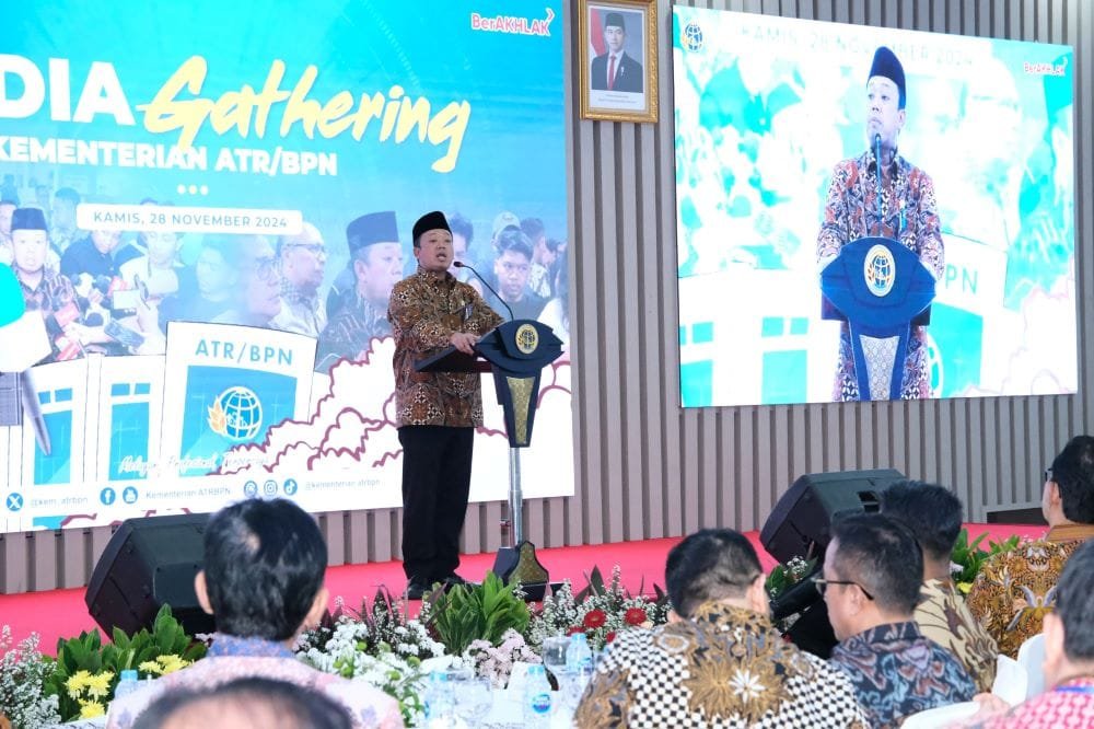 WhatsApp Image 2024 12 02 at 09.26.49 Sukseskan Asta Cita Presiden Prabowo Subianto, Menteri Nusron Ingin Optimalkan Peran Badan Bank Tanah PROKALTIM