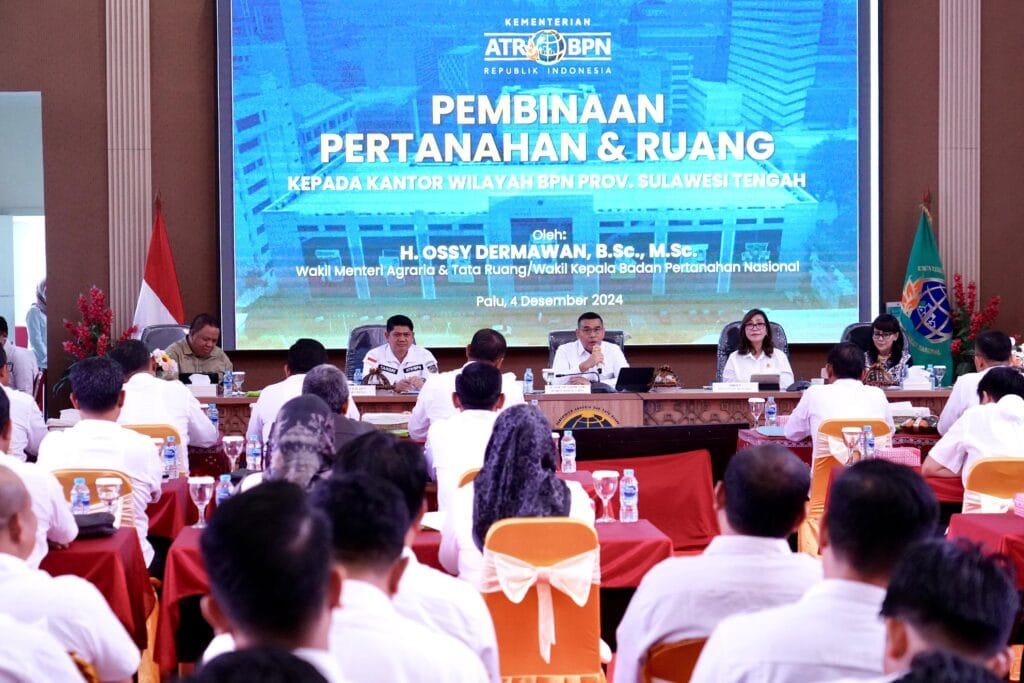 WhatsApp Image 2024 12 05 at 18.29.35 Kunjungi Kanwil BPN Provinsi Sulteng, Wamen ATR/Waka BPN Sampaikan Solusi Percepatan Layanan Pertanahan PROKALTIM