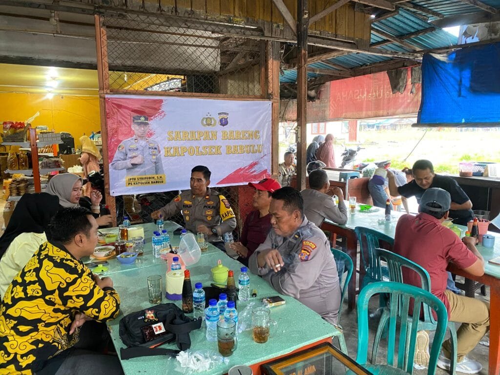 WhatsApp Image 2024 12 13 at 21.25.51 Gelar Sarapan Bersama Kapolsek Babulu, Upaya Cooling System Pererat Silaturahmi dengan Masyarakat PROKALTIM