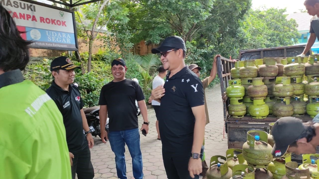 WhatsApp Image 2025 01 19 at 19.09.36 Taufik Qul Rahman Fasilitasi Pasar Murah Gas LPG 3 Kg untuk Atasi Kelangkaan di Balikpapan PROKALTIM