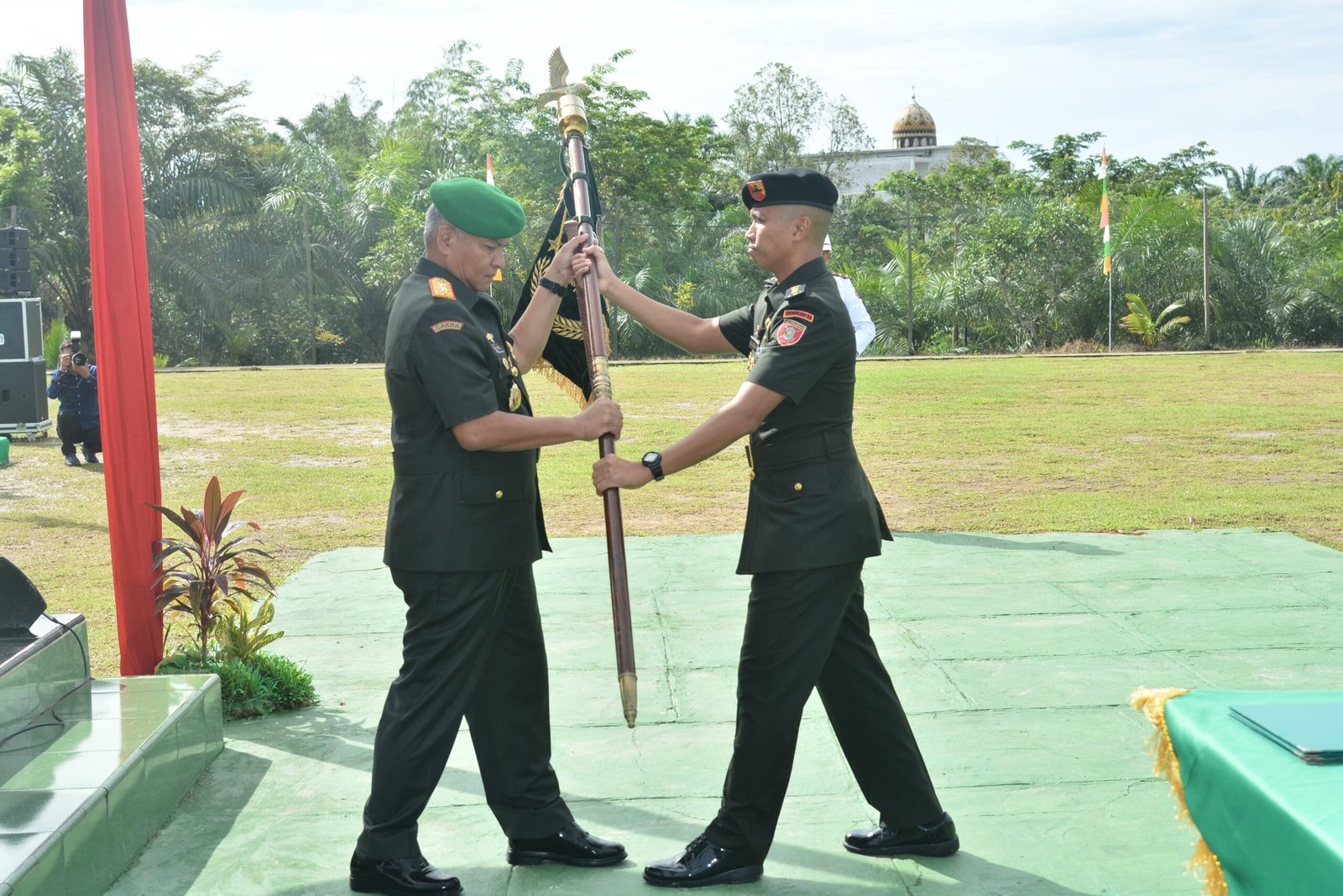 Serah Terima Jabatan Komandan Batalyon Kavaleri 13/Satya Lembuswana, Letkol Kav Ikchsan Maulana Gantikan Letkol Kav Agus Wibowo PROKALTIM 1 WhatsApp Image 2025 01 21 at 12.02.14 scaled Serah Terima Jabatan Komandan Batalyon Kavaleri 13/Satya Lembuswana, Letkol Kav Ikchsan Maulana Gantikan Letkol Kav Agus Wibowo PROKALTIM