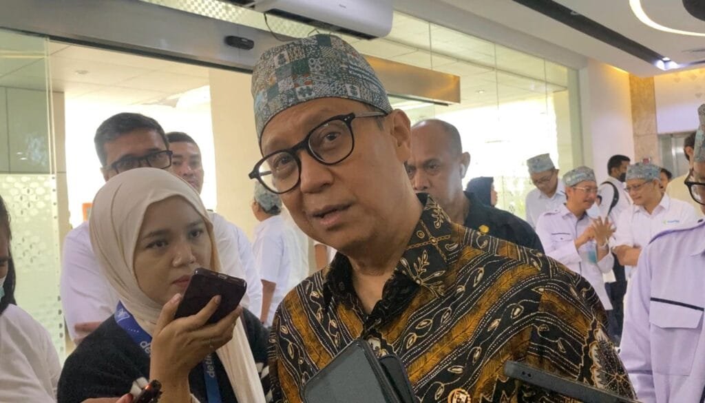 WhatsApp Image 2025 01 30 at 22.13.39 Trump Stop Bantuan Obat HIV Hingga TBC, Menkes: Indonesia Ikut Terdampak PROKALTIM