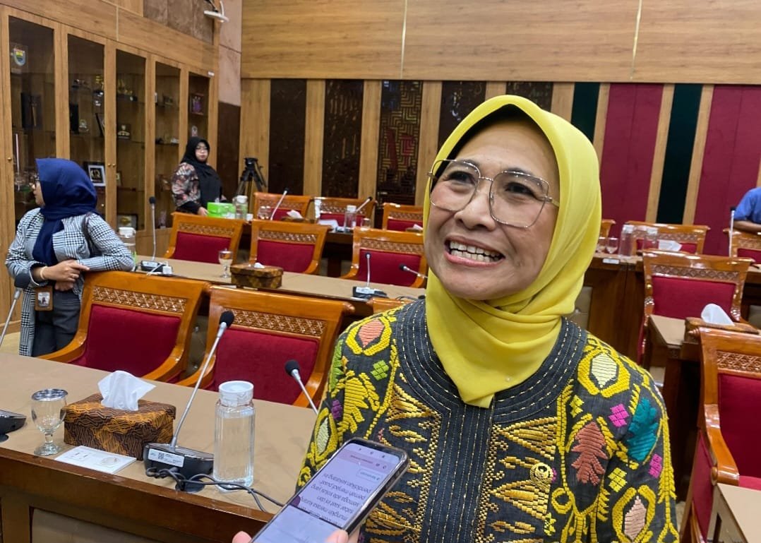 Soal Tukin Belum Cair, Hetifah Minta Dosen Tidak Mogok Mengajar PROKALTIM 1 Hetifah Soal Tukin Belum Cair, Hetifah Minta Dosen Tidak Mogok Mengajar PROKALTIM