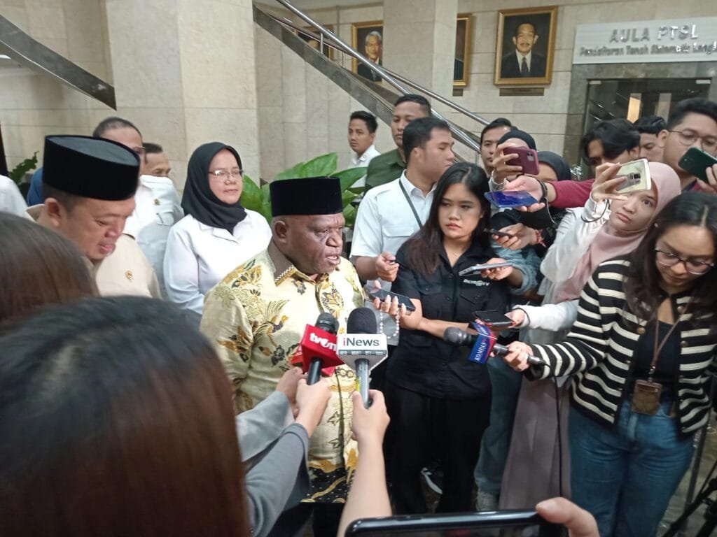 Natalius Pigai Kampung REDAM, Mengubah Daerah Konflik Menjadi Pusat Rekonsiliasi dan Edukasi HAM PROKALTIM