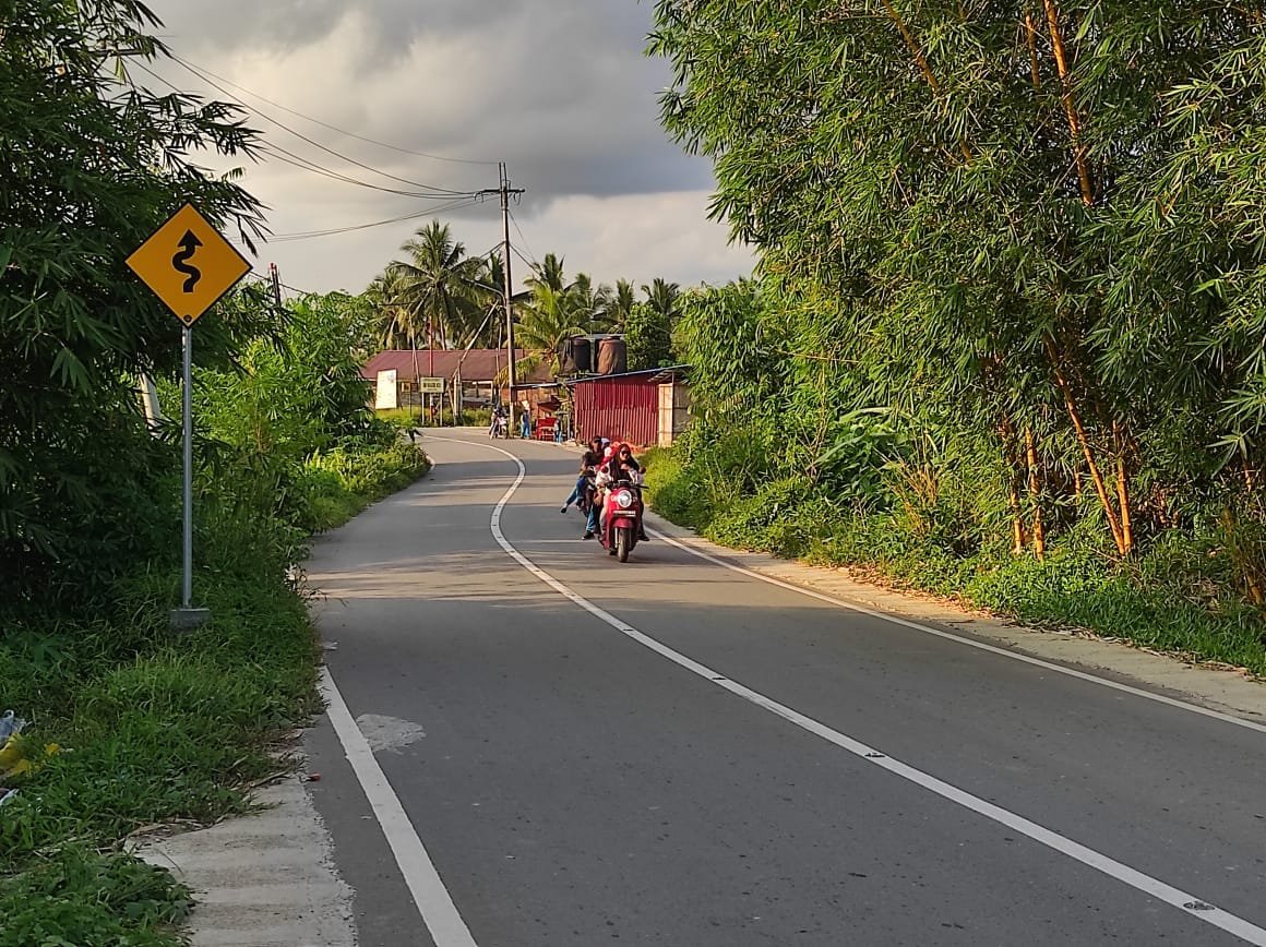 WhatsApp Image 2025 02 13 at 23.15.27 Pemkot Balikpapan Segera Pasang PJU dan Rambu Lalu Lintas di Jalan Proklamasi TPA Manggar untuk Antisipasi Kecelakaan PROKALTIM