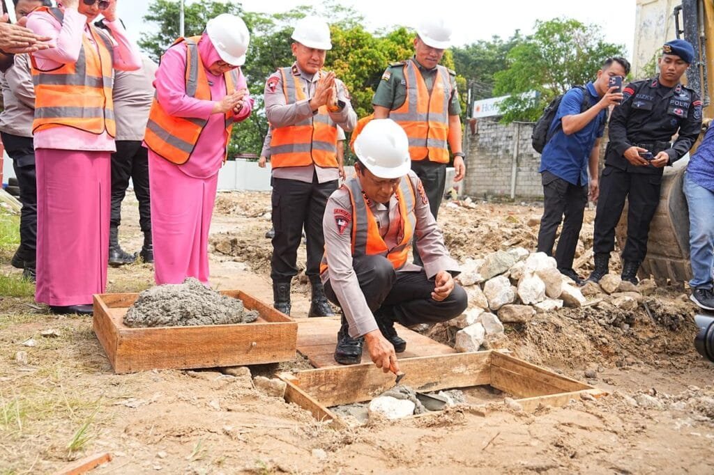 WhatsApp Image 2025 02 19 at 11.03.52 Kapolda Kaltim Resmikan Pembangunan Satuan Pelayanan Pemenuhan Gizi di Balikpapan PROKALTIM