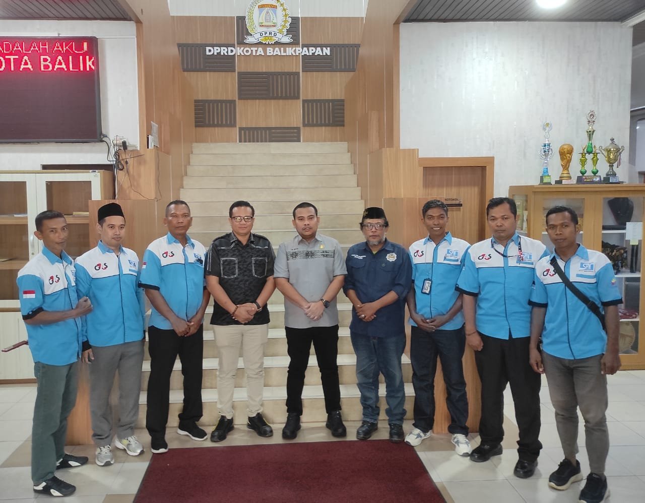 Komisi IV DPRD Balikpapan Bersama SPN Bahas Sengketa Upah Lembur Pekerja G4S Service PROKALTIM 1 WhatsApp Image 2025 02 25 at 22.07.44 Komisi IV DPRD Balikpapan Bersama SPN Bahas Sengketa Upah Lembur Pekerja G4S Service PROKALTIM