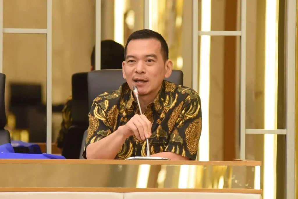 IMG 3422 Daniel Johan: Bulog Harus Ambil Peran Strategis Atasi Beras Sisa Impor Berkutu PROKALTIM