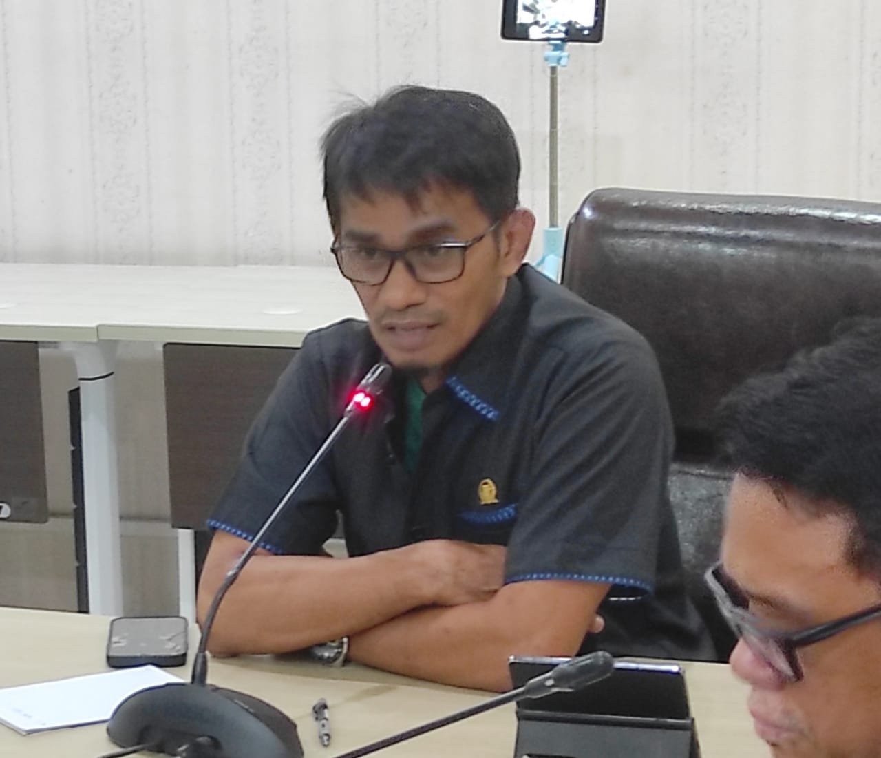 Komisi II DPRD Balikpapan Usulkan Penghapusan Biaya Sewa Tempat untuk UMKM di Lahan Parkir Ritel Modern PROKALTIM 1 WhatsApp Image 2025 03 08 at 20.52.28 Komisi II DPRD Balikpapan Usulkan Penghapusan Biaya Sewa Tempat untuk UMKM di Lahan Parkir Ritel Modern PROKALTIM
