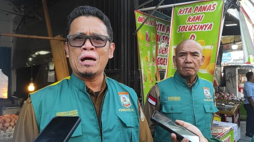 Disdag Balikpapan Tegaskan Ketersediaan Minyak dan Pangan Aman, Pedagang Diminta Tertib, Konsumen Harus Bijak PROKALTIM 1 WhatsApp Image 2025 03 18 at 22.23.22 Disdag Balikpapan Tegaskan Ketersediaan Minyak dan Pangan Aman, Pedagang Diminta Tertib, Konsumen Harus Bijak PROKALTIM
