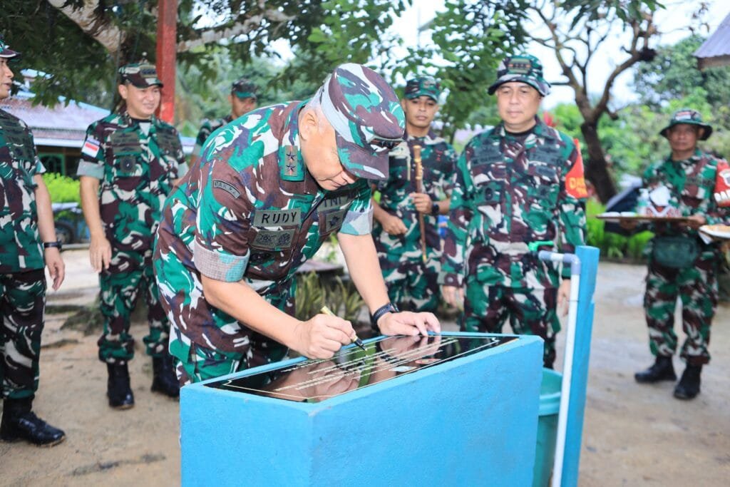 WhatsApp Image 2025 03 20 at 22.30.21 Pangdam VI/Mlw Resmikan Penutupan TMMD ke-123, Tingkatkan Kesejahteraan dan Ketahanan Nasional di Balikpapan Timur PROKALTIM