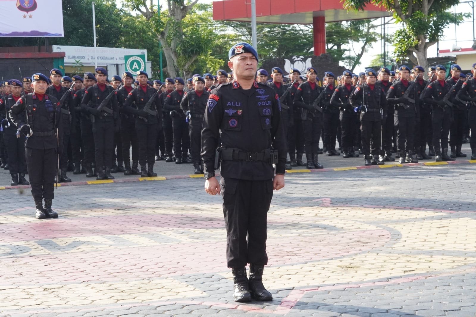 WhatsApp Image 2025 03 27 at 22.06.05 Dansat Brimob Polda Kaltim Pimpin Upacara Pelantikan Wadansat Baru PROKALTIM