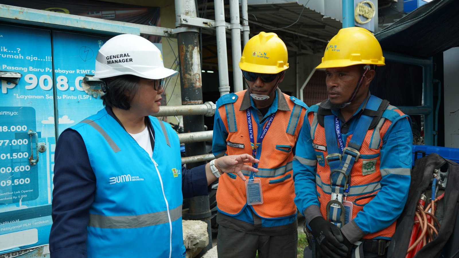 Jelang Hari Buruh 2025, PLN UID Kaltimra Tegaskan Komitmen Penerapan K3 PROKALTIM 1 WhatsApp Image 2025 04 29 at 18.51.41 scaled Jelang Hari Buruh 2025, PLN UID Kaltimra Tegaskan Komitmen Penerapan K3 PROKALTIM