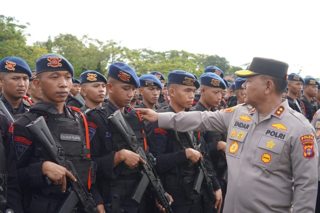 WhatsApp Image 2025 04 30 at 12.49.04 Kapolda Kaltim Pimpin Apel Pagi di Mako Brimob Balikpapan, Tekankan Kesiapsiagaan dan Hindari Narkoba PROKALTIM