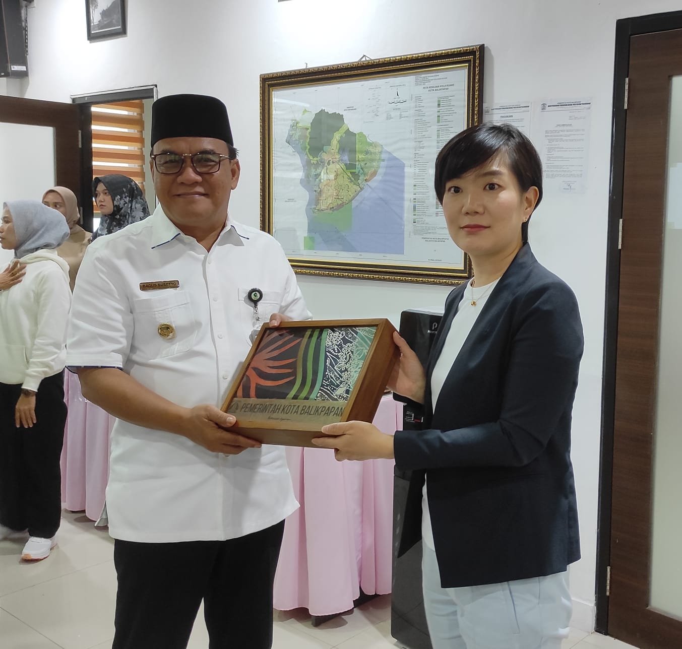 Balikpapan Jalin Komunikasi Awal Smart City dengan Delegasi Kota Yokohama PROKALTIM 1 WhatsApp Image 2025 08 08 at 22.02.36 Balikpapan Jalin Komunikasi Awal Smart City dengan Delegasi Kota Yokohama PROKALTIM