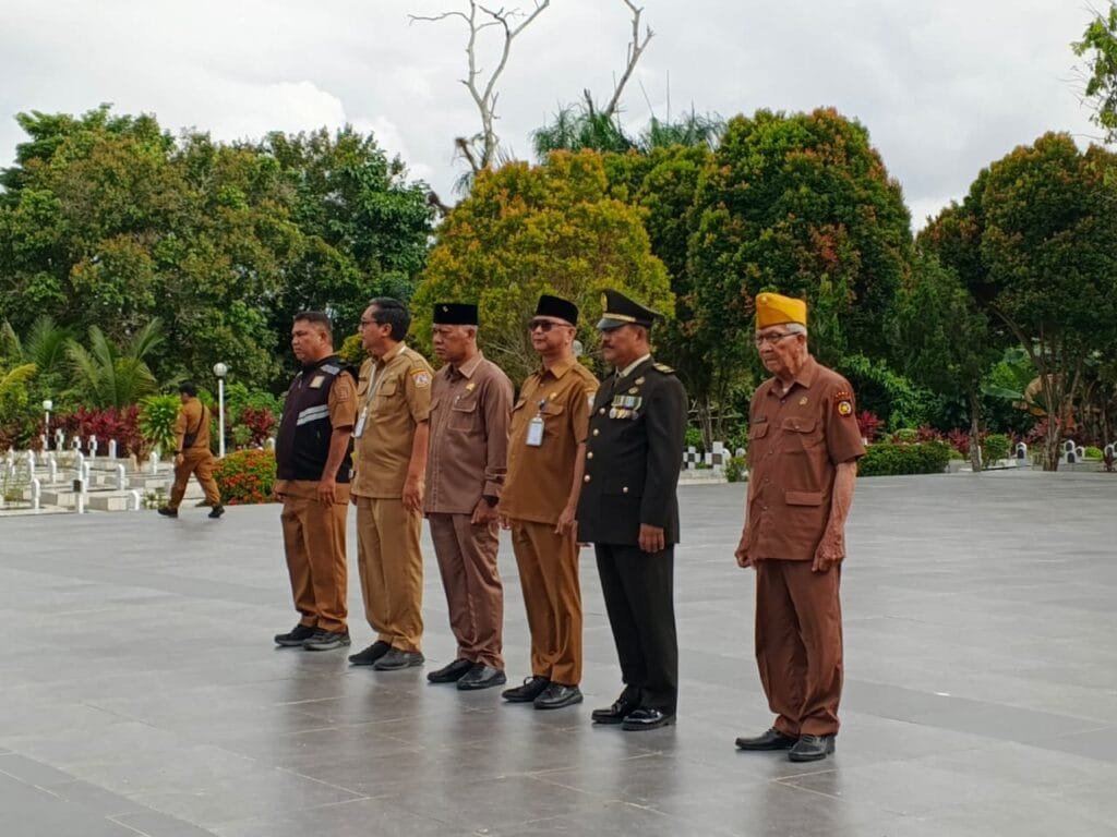 WhatsApp Image 2025 08 12 at 20.44.57 Budiono: Generasi Muda Harus Warisi Semangat Pejuang PROKALTIM